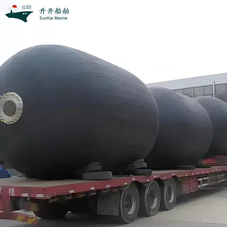 A Shengkai Marine Supplies Co., Ltd. új fejlesztésű tengeri felfújható sárvédői hivatalosan is legurultak a gyártósorról és üzembe helyezték